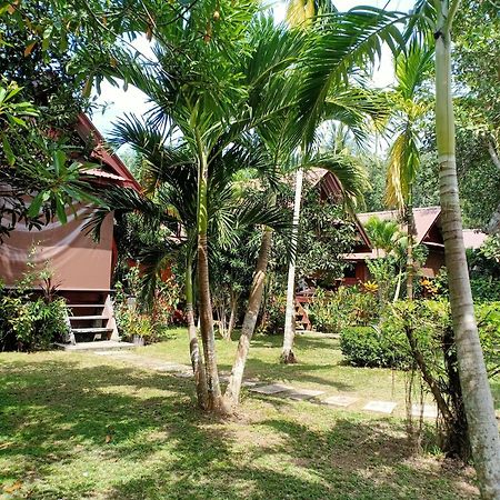 Friendly Koh Jum Hotel Luaran gambar