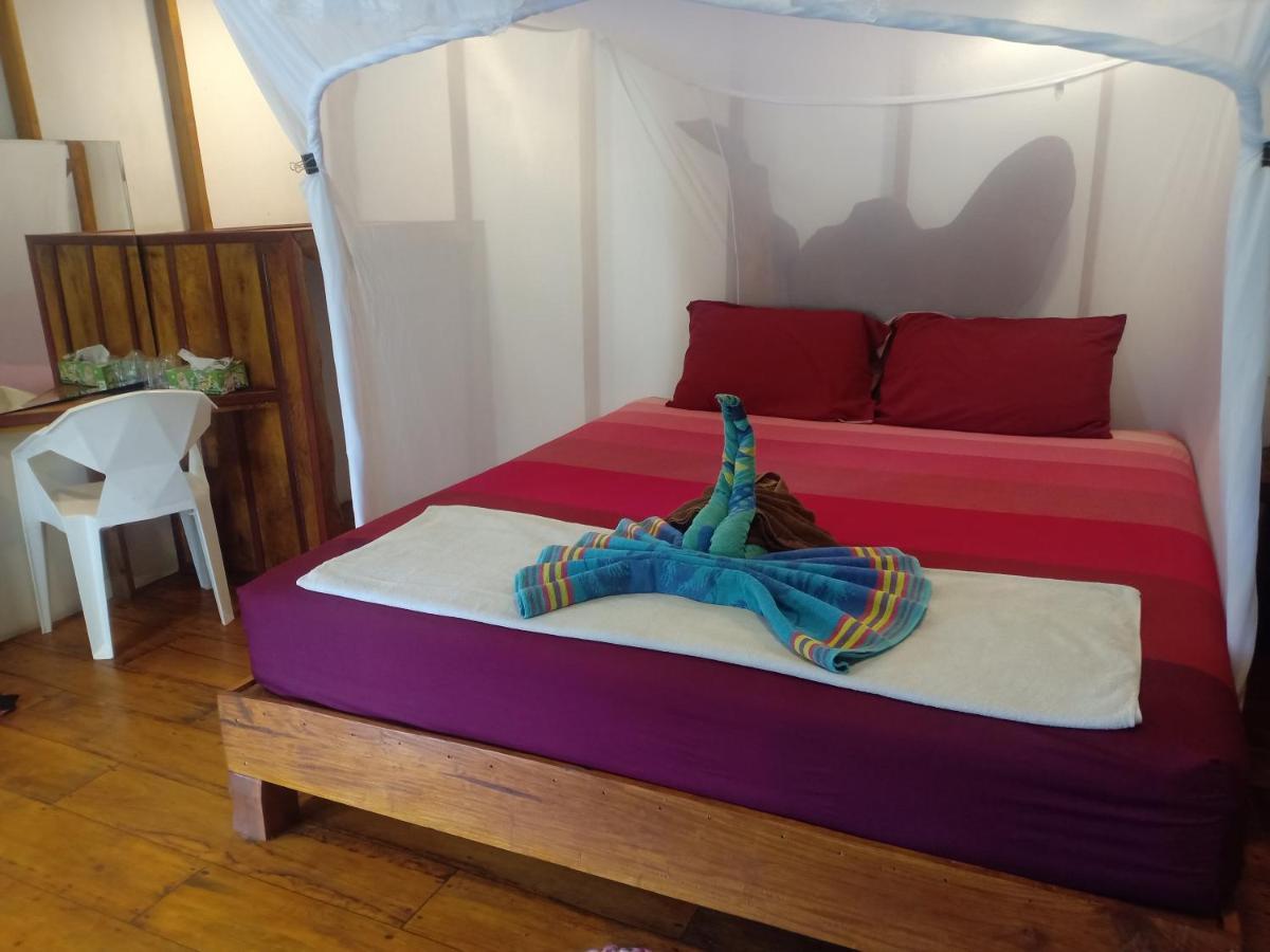 Friendly Koh Jum Hotel Luaran gambar