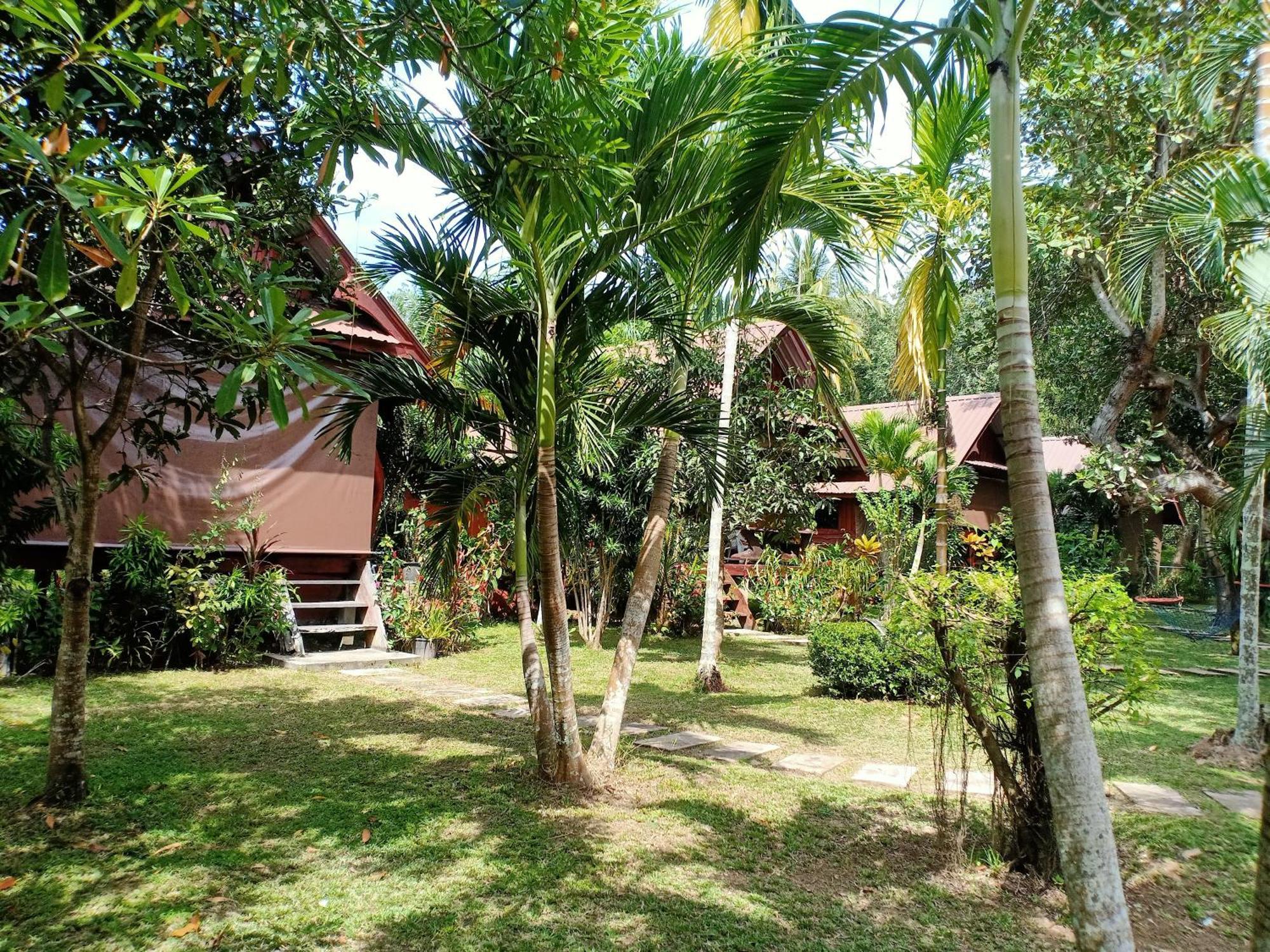 Friendly Koh Jum Hotel Luaran gambar